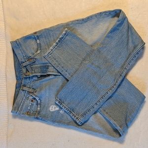 Levi's | 501 Straight Jean | 24